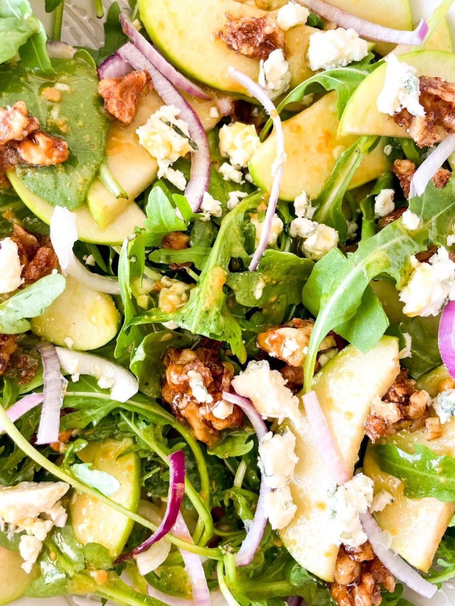 apple and walnut salad