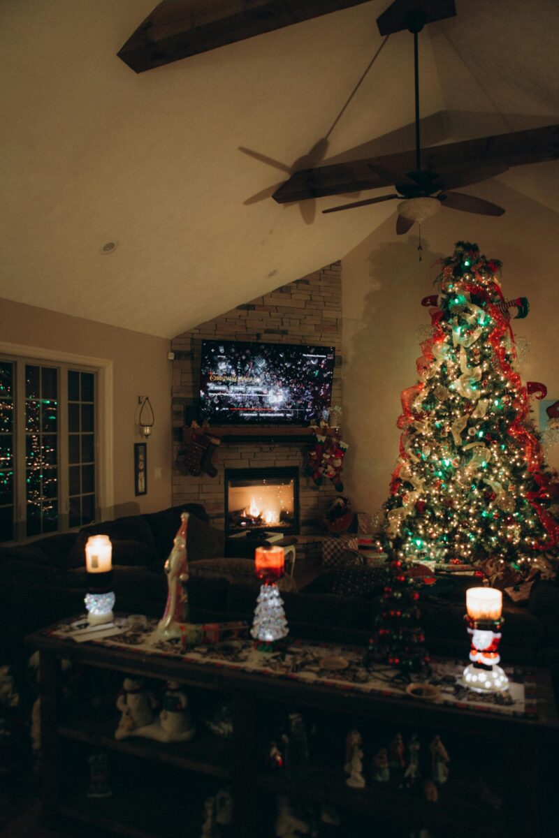 cozy christmas movies